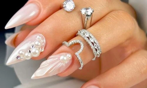 MANICURE